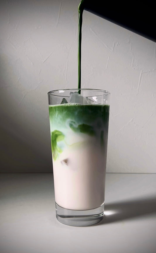 milk with matcha latte