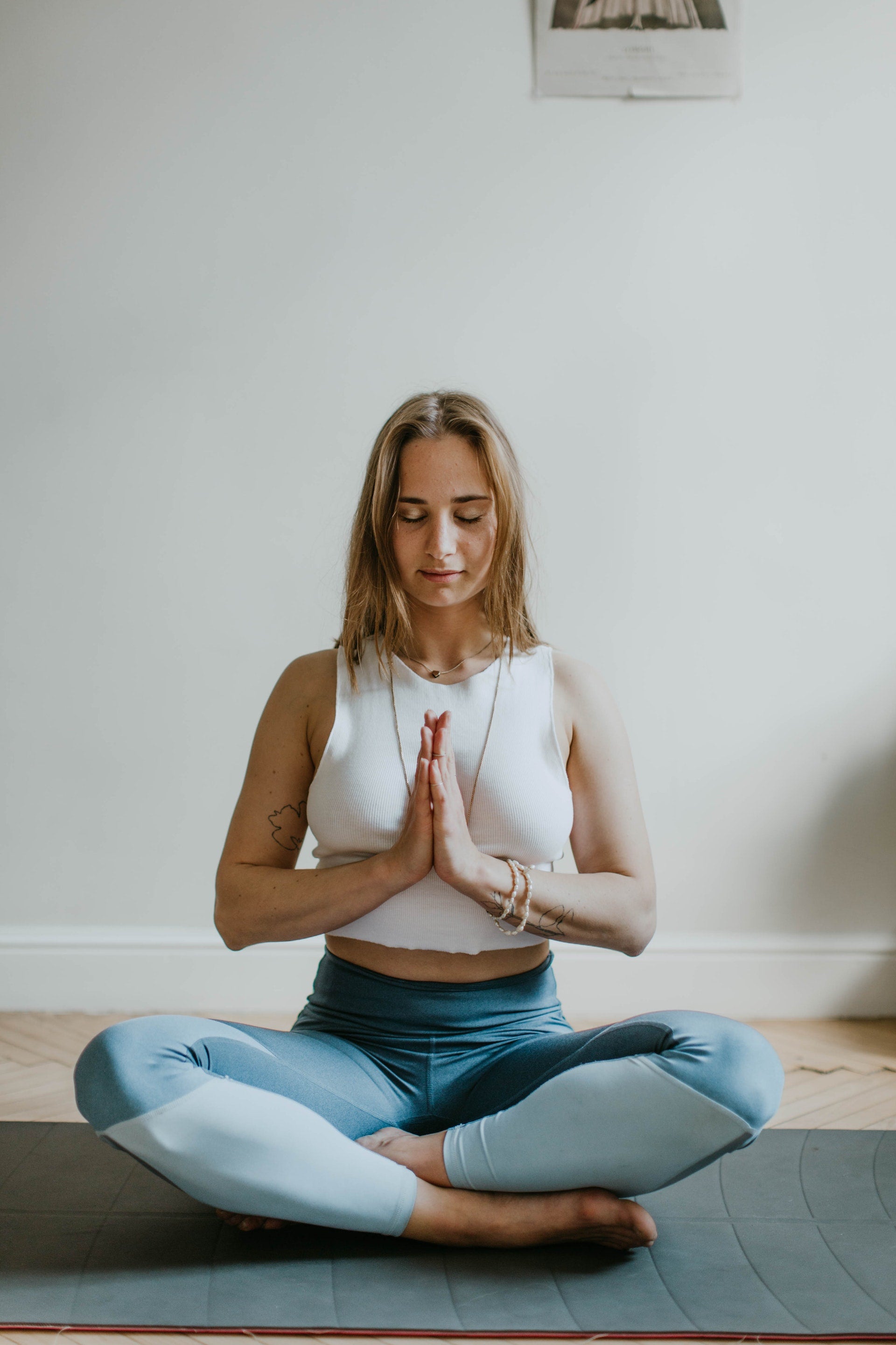 matcha for meditation: woman meditating