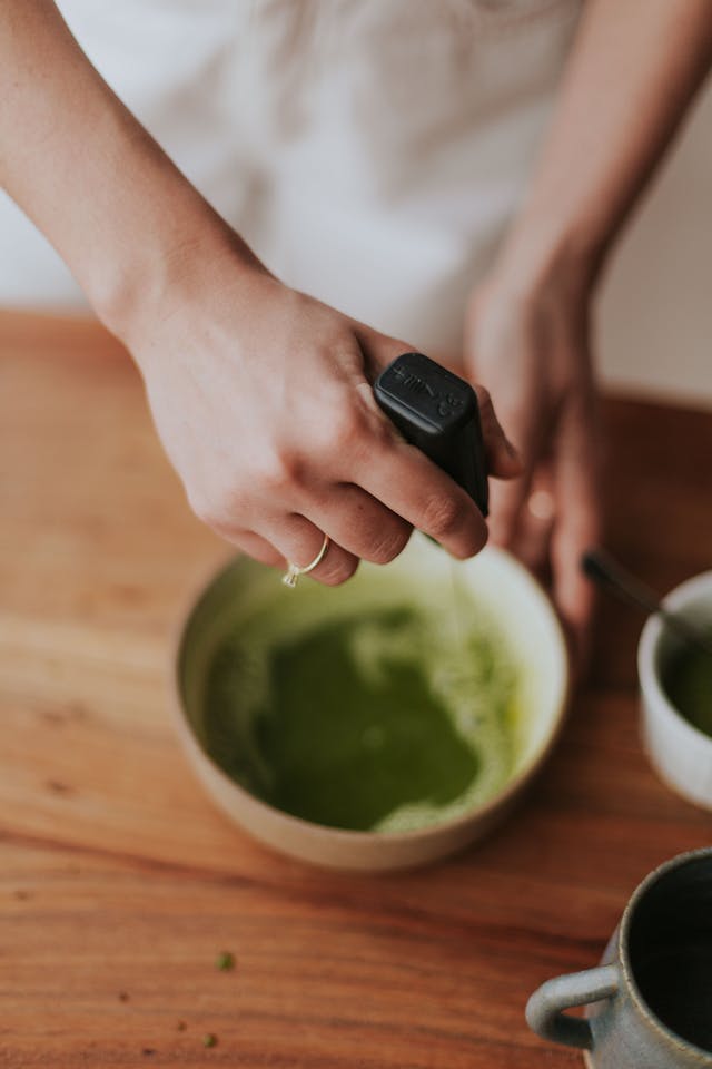 Matcha Maker Buyer's Guide: The Best Matcha Makers of 2024 – Bonsai Cha